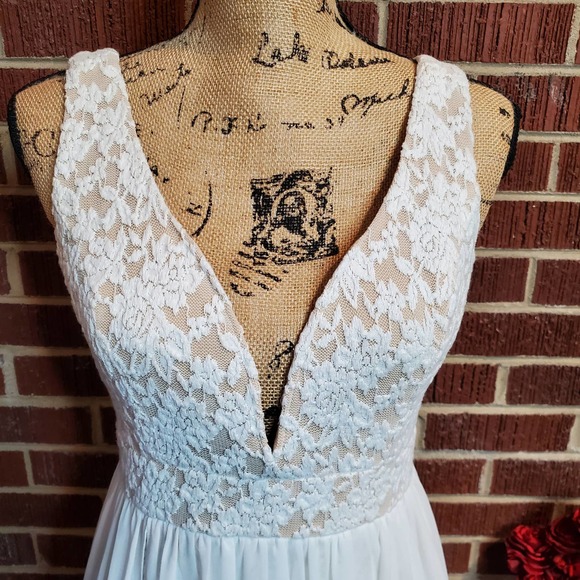 Lulus Chiffon Lace Plunge Flowy Floor Length Wedding Dress White, Open Back - Picture 3 of 11